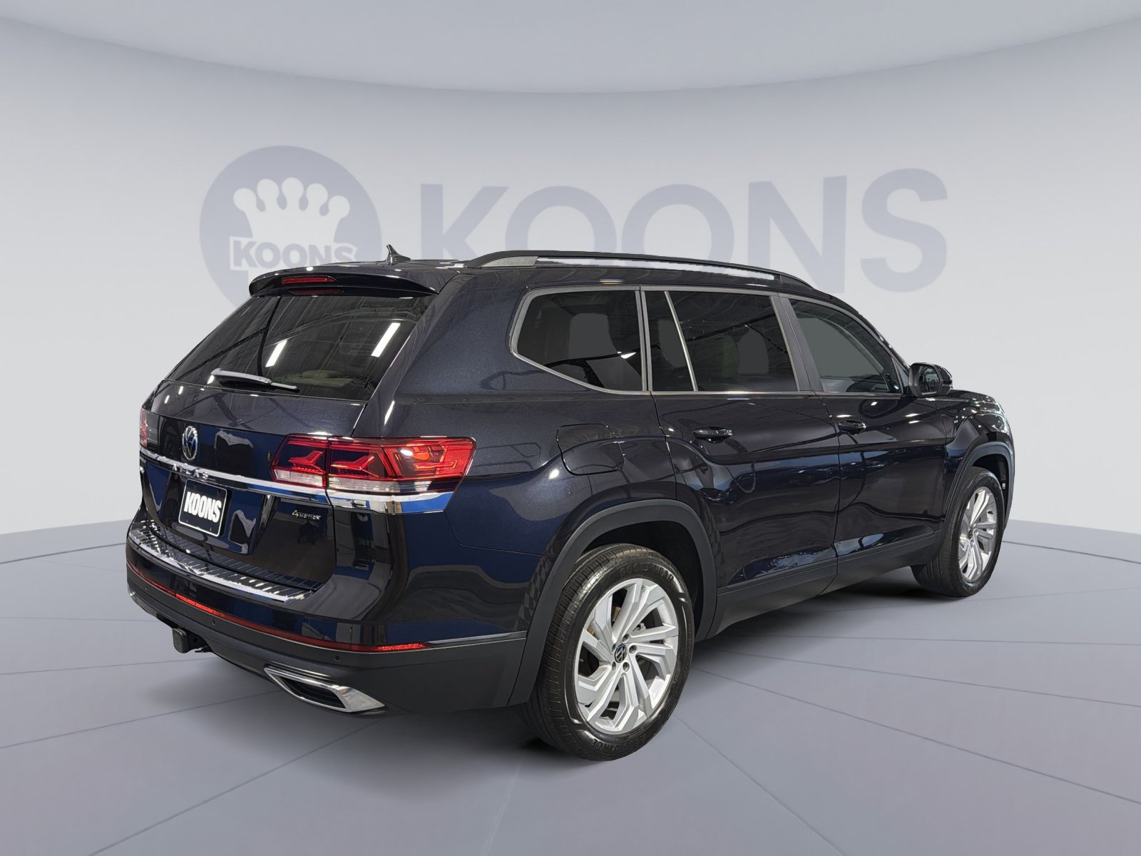 Used 2023 Volkswagen Atlas SE w/ Panoramic Sunroof Package AWD/4WD image 7