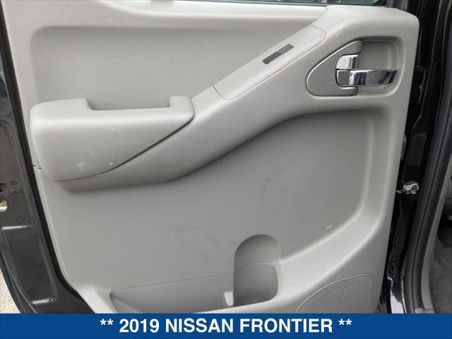 Used 2019 Nissan Frontier SV image 20