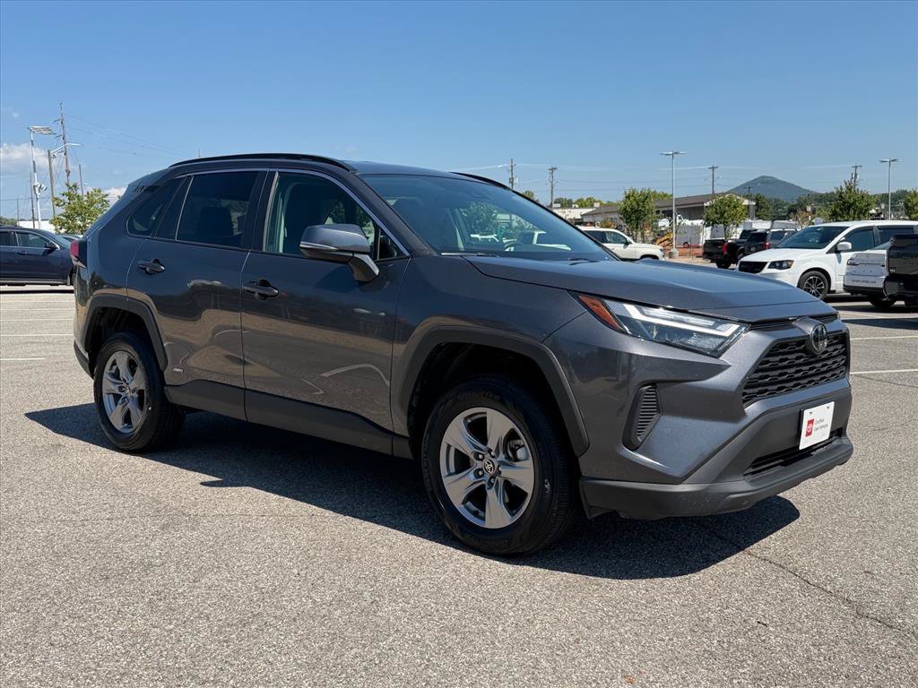Certified 2025 Toyota RAV4 XLE AWD/4WD image 2