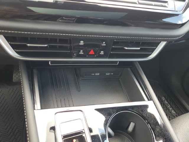 Certified 2025 Volkswagen Atlas Cross Sport SE w/ Panoramic Sunroof Package FWD image 33