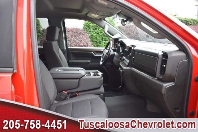 Used 2023 Chevrolet Silverado 1500 LT AWD/4WD image 22