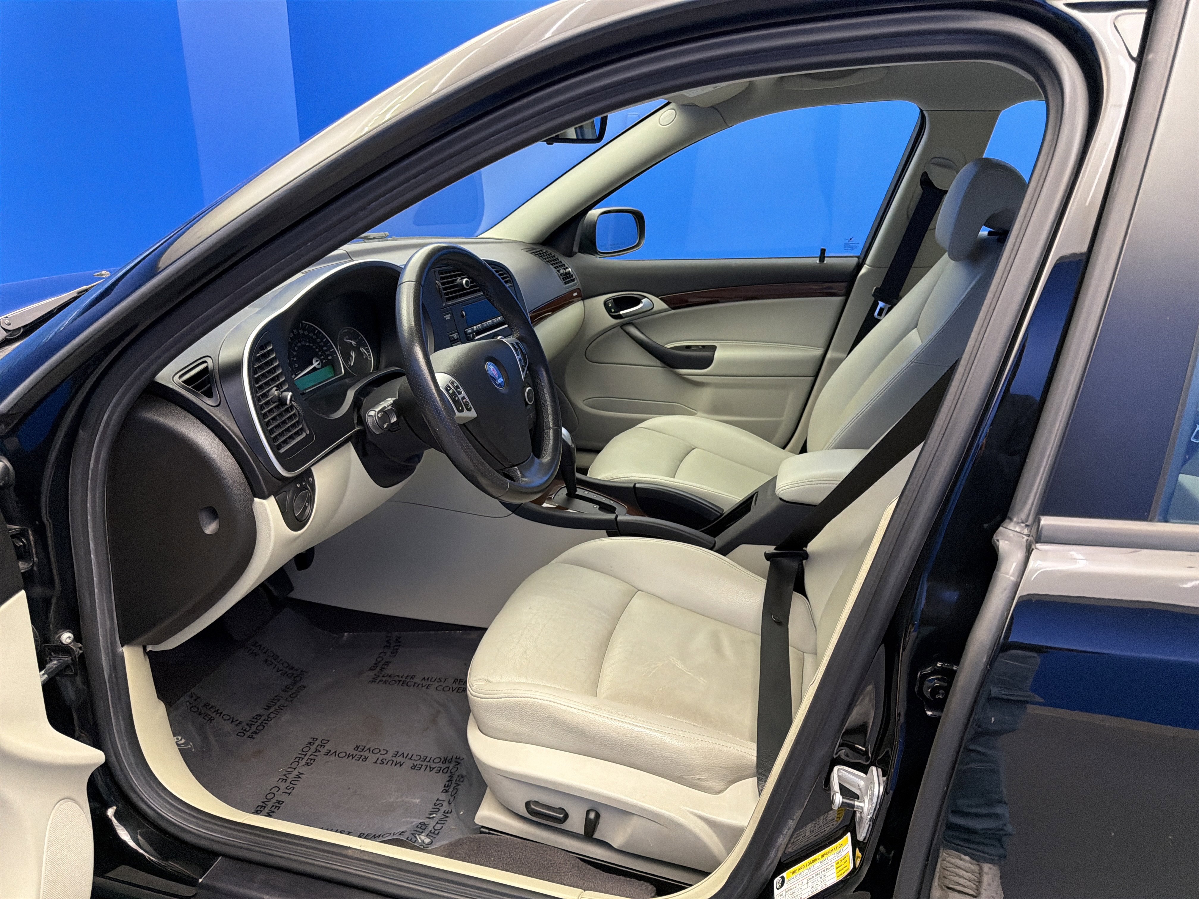 Used 2009 Saab 9-3 2.0T w/ Cold Weather Package image 13