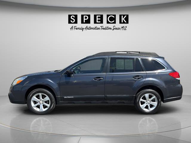 Used 2013 Subaru Outback 2.5i Premium AWD/4WD image 2