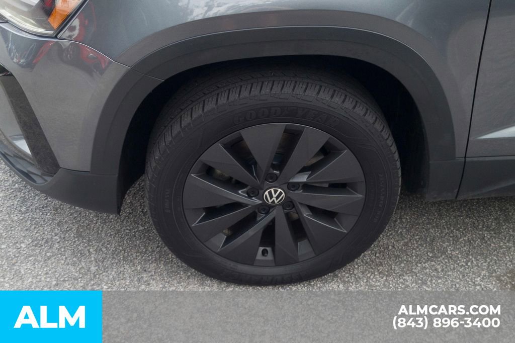 Used 2024 Volkswagen Taos S FWD image 12