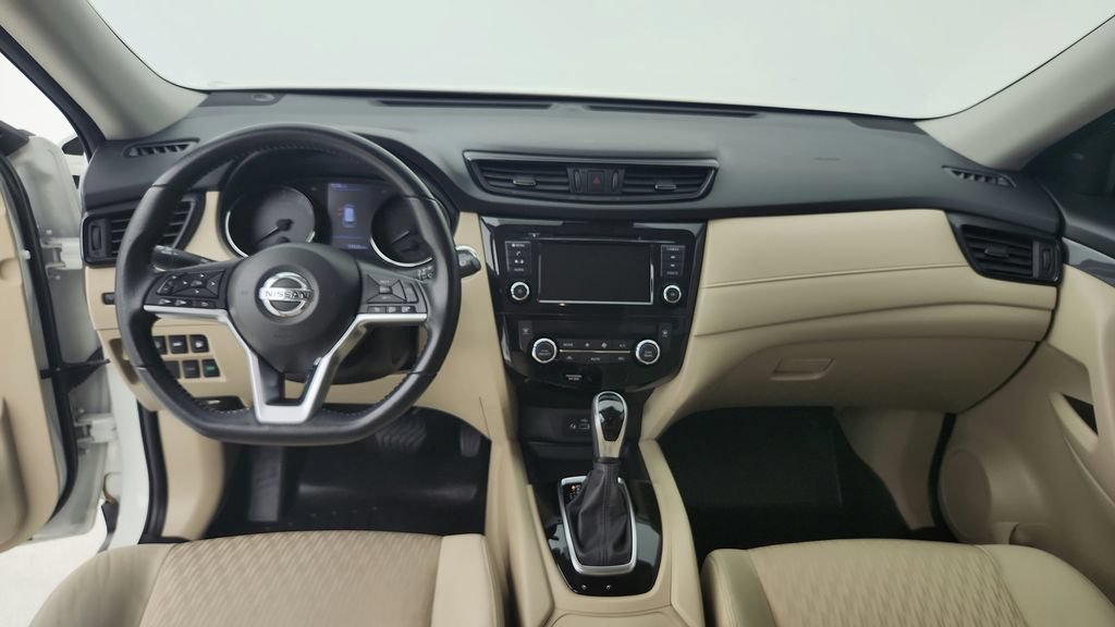 Used 2020 Nissan Rogue SV FWD image 20