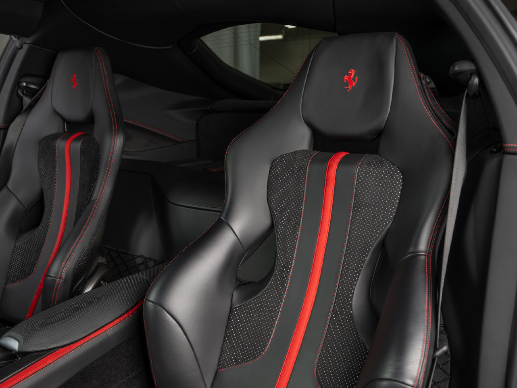 Certified 2020 Ferrari 812 Superfast RWD image 12
