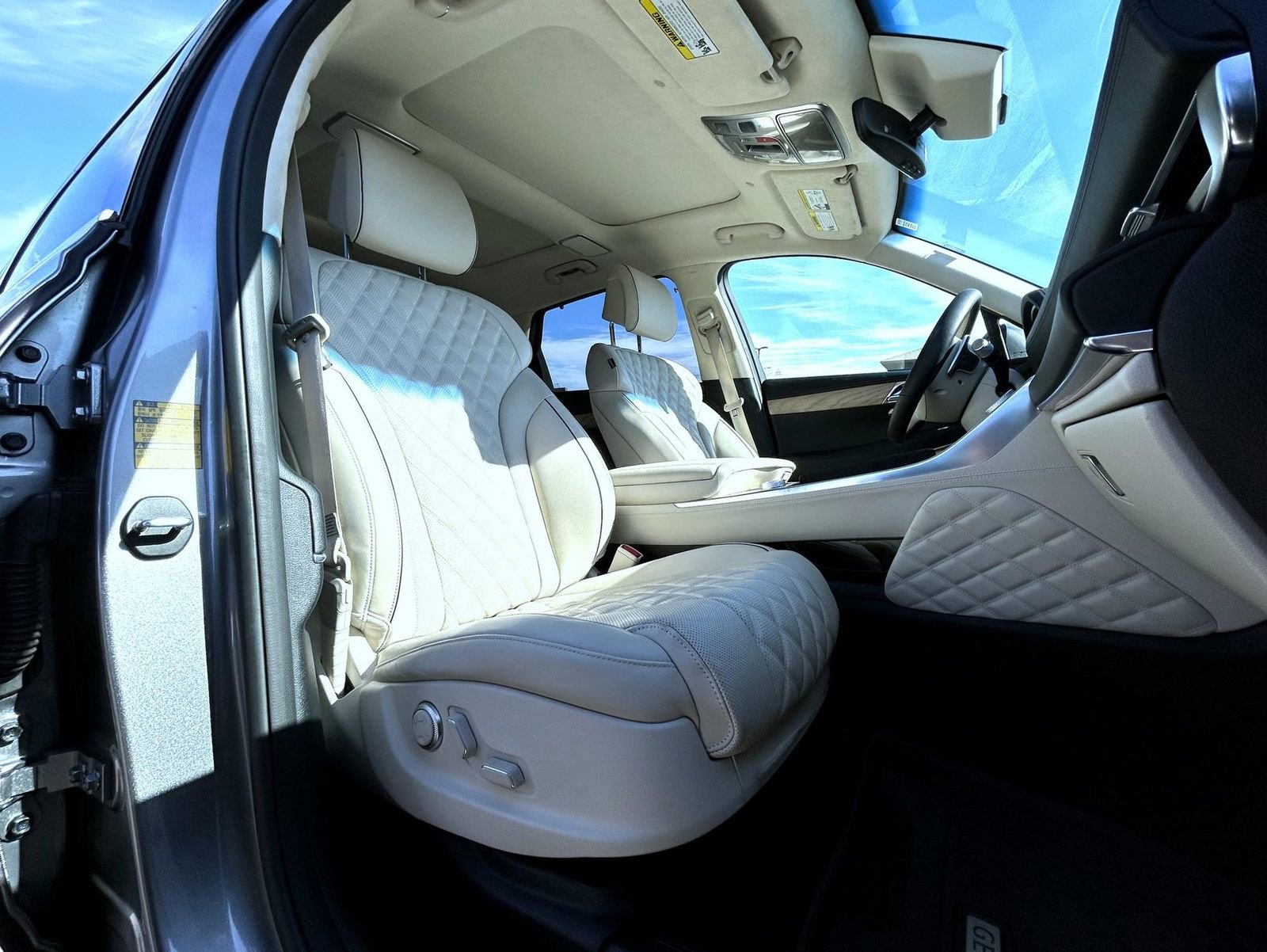 Used 2023 Genesis GV80 3.5T image 15