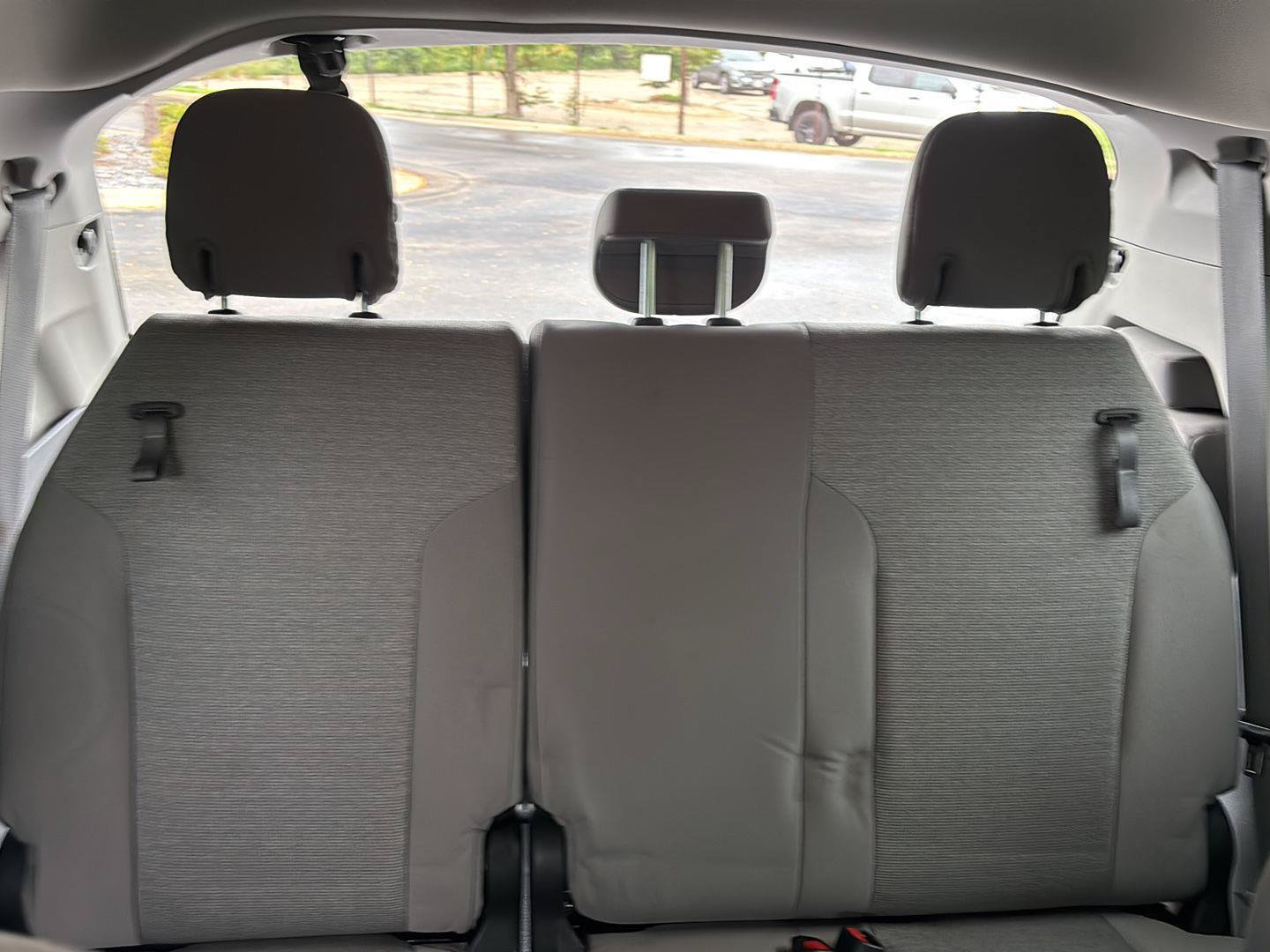 Used 2024 Toyota Sienna LE AWD/4WD image 16