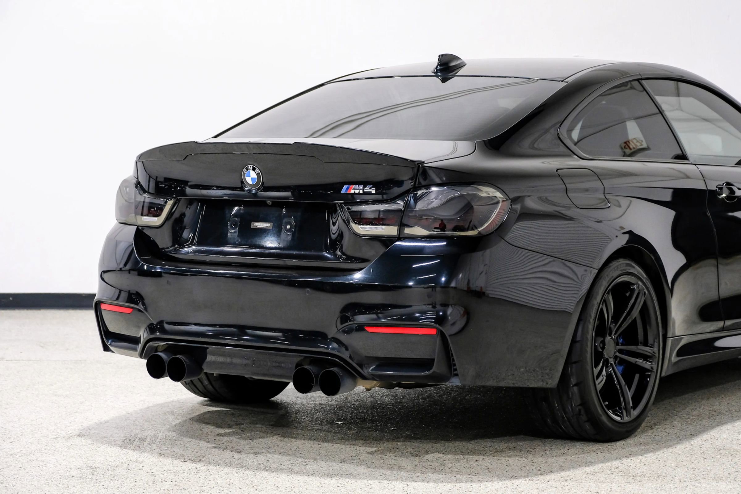 Used 2015 BMW M4 Coupe image 12