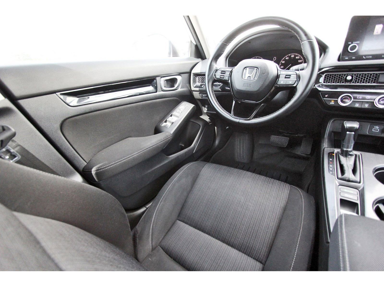 Used 2023 Honda Civic EX image 11