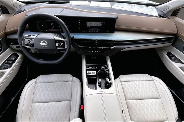 Certified 2025 Nissan Murano Platinum w/ Cargo Package image 15