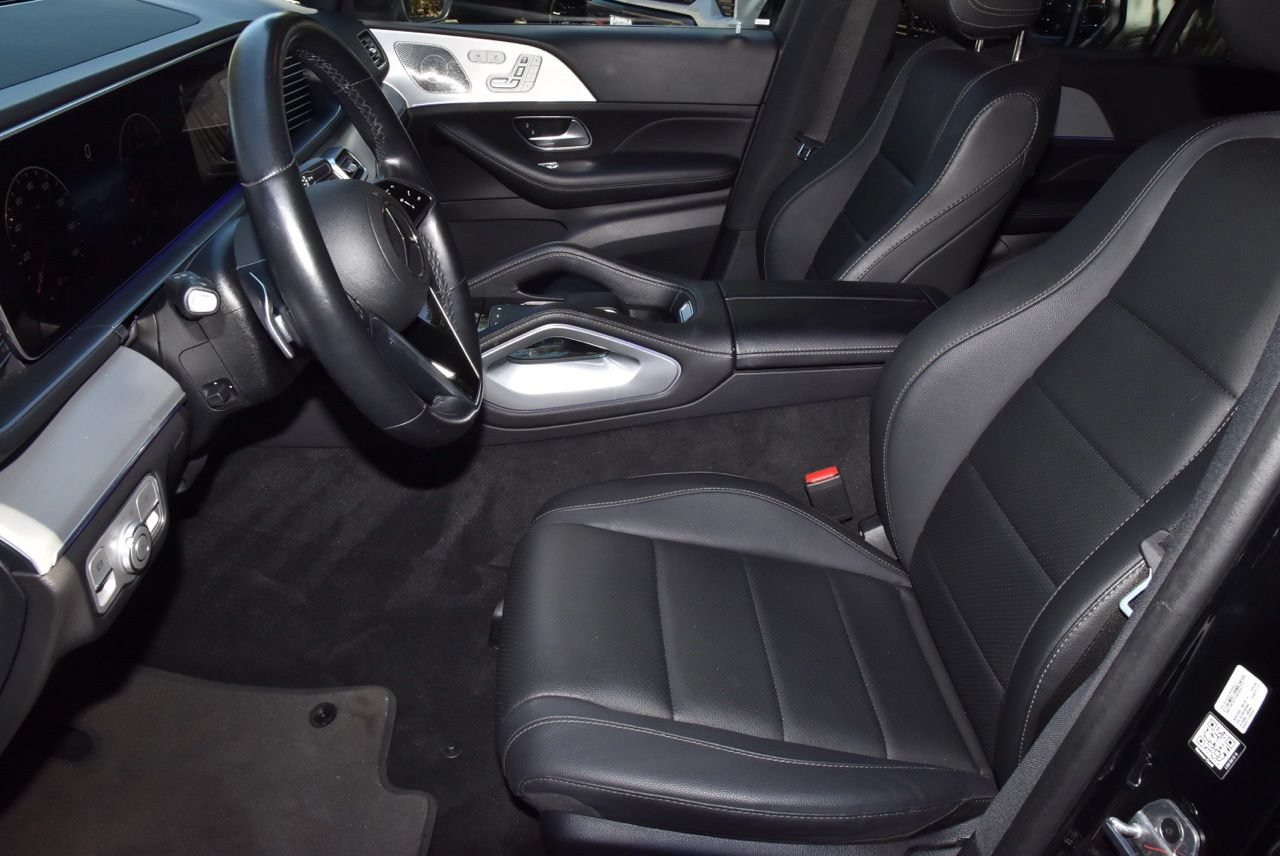 Used 2025 Mercedes-Benz GLE 350 4MATIC w/ Driver Assistance Package image 13