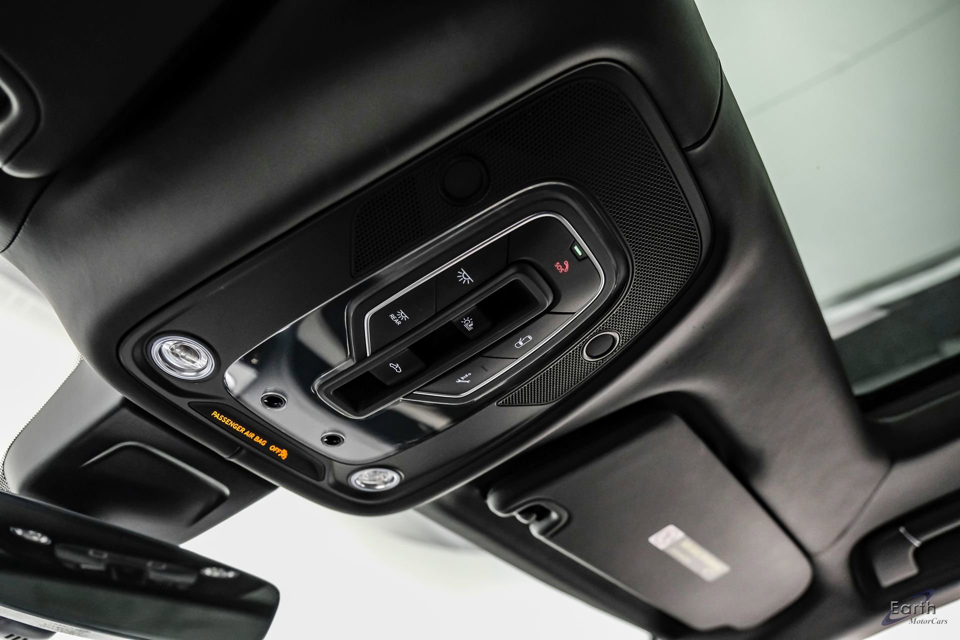 Used 2022 Bentley Bentayga AWD/4WD image 39