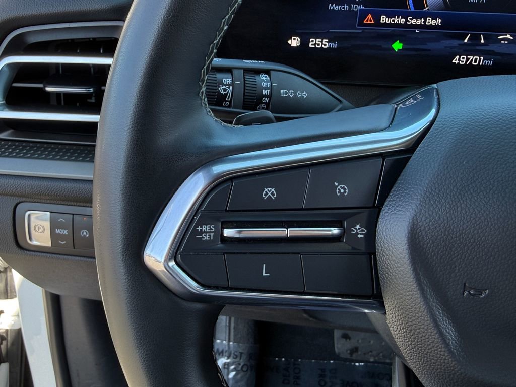 Used 2024 Chevrolet Traverse LT image 29