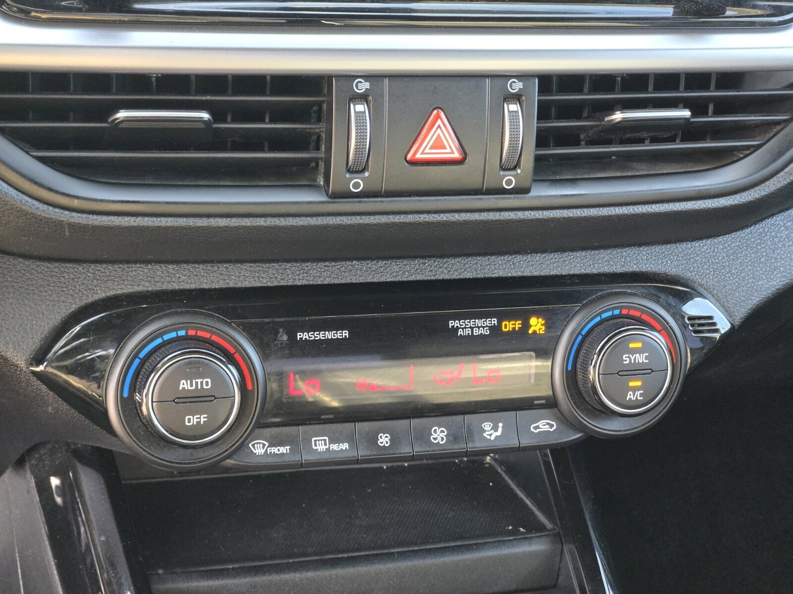 Certified 2023 Kia Forte GT-Line image 21