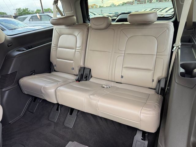 Used 2023 Lincoln Navigator L Reserve AWD/4WD image 18