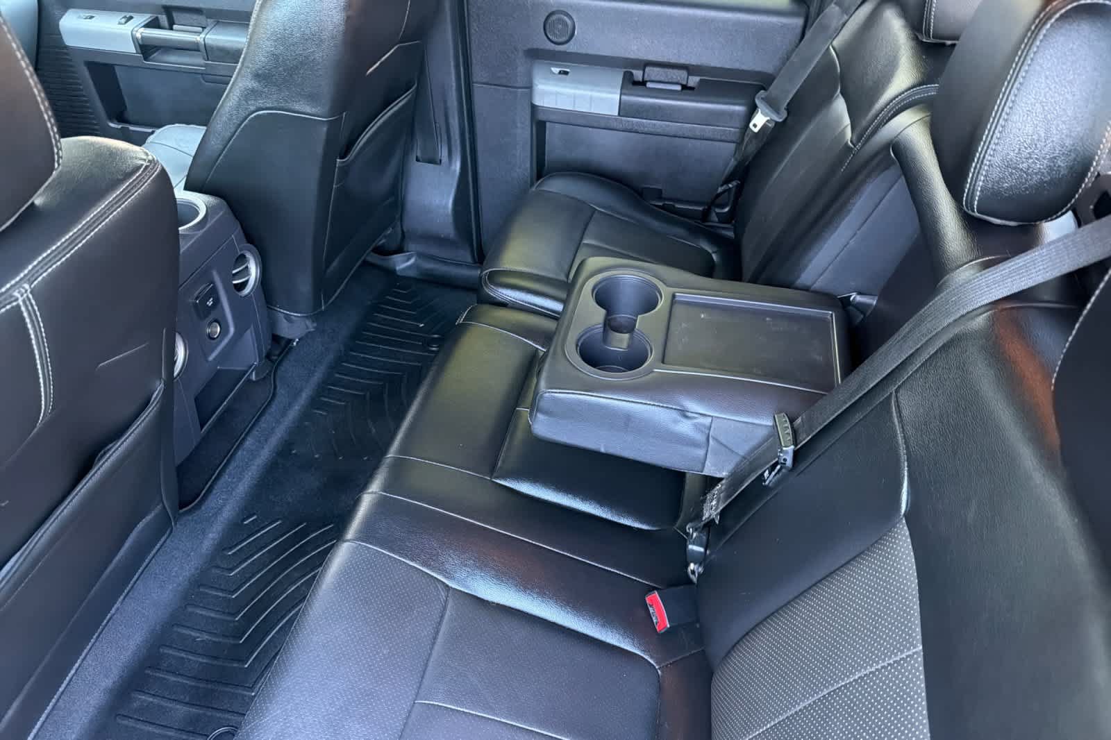 Used 2015 Ford F250 Lariat w/ Chrome Package AWD/4WD image 4