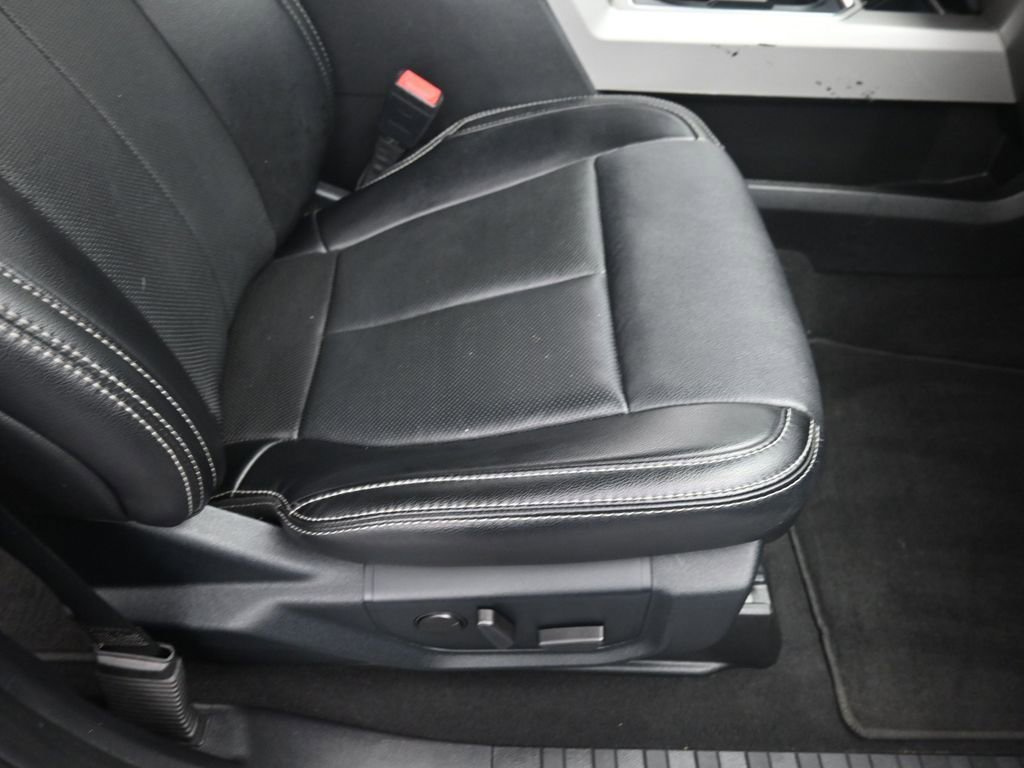 Used 2021 Ford F250 Lariat w/ Lariat Value Package image 35