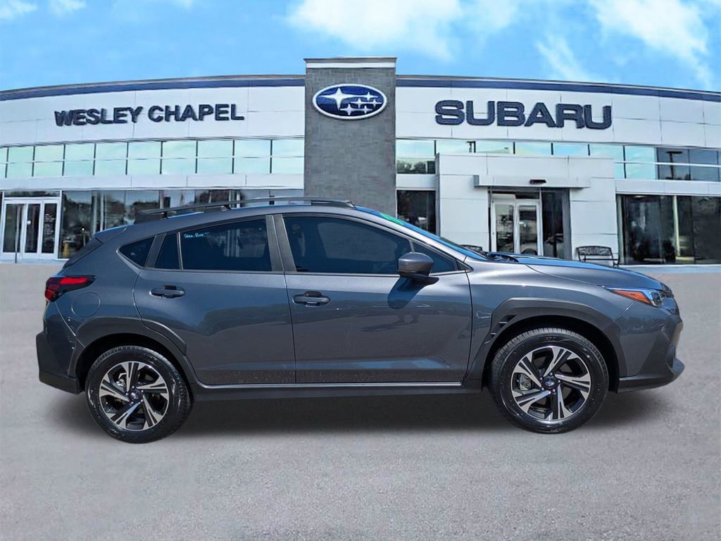 Used 2024 Subaru Crosstrek 2.0i Premium image 4