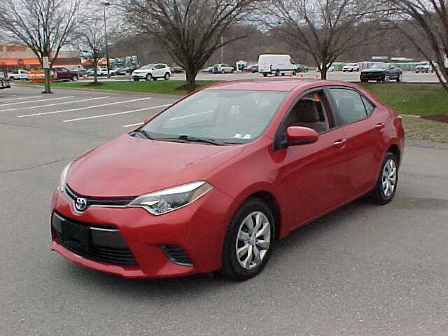 Used 2015 Toyota Corolla LE FWD image 4