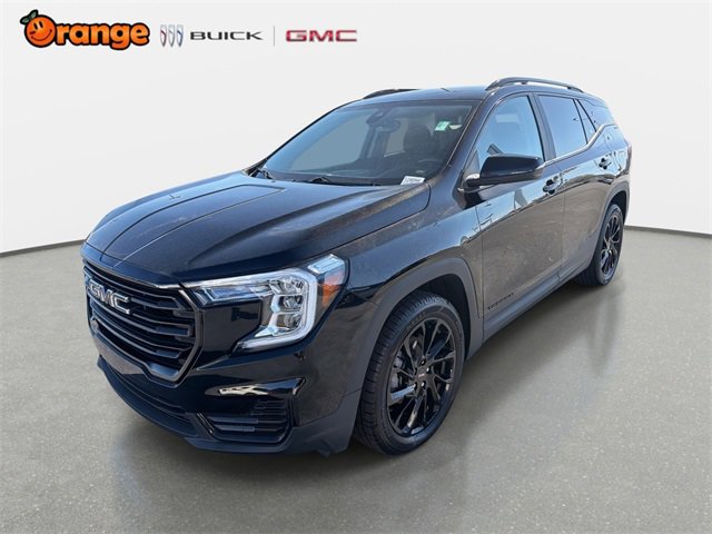 Used 2023 GMC Terrain SLE w/ Driver Convenience Package image 7