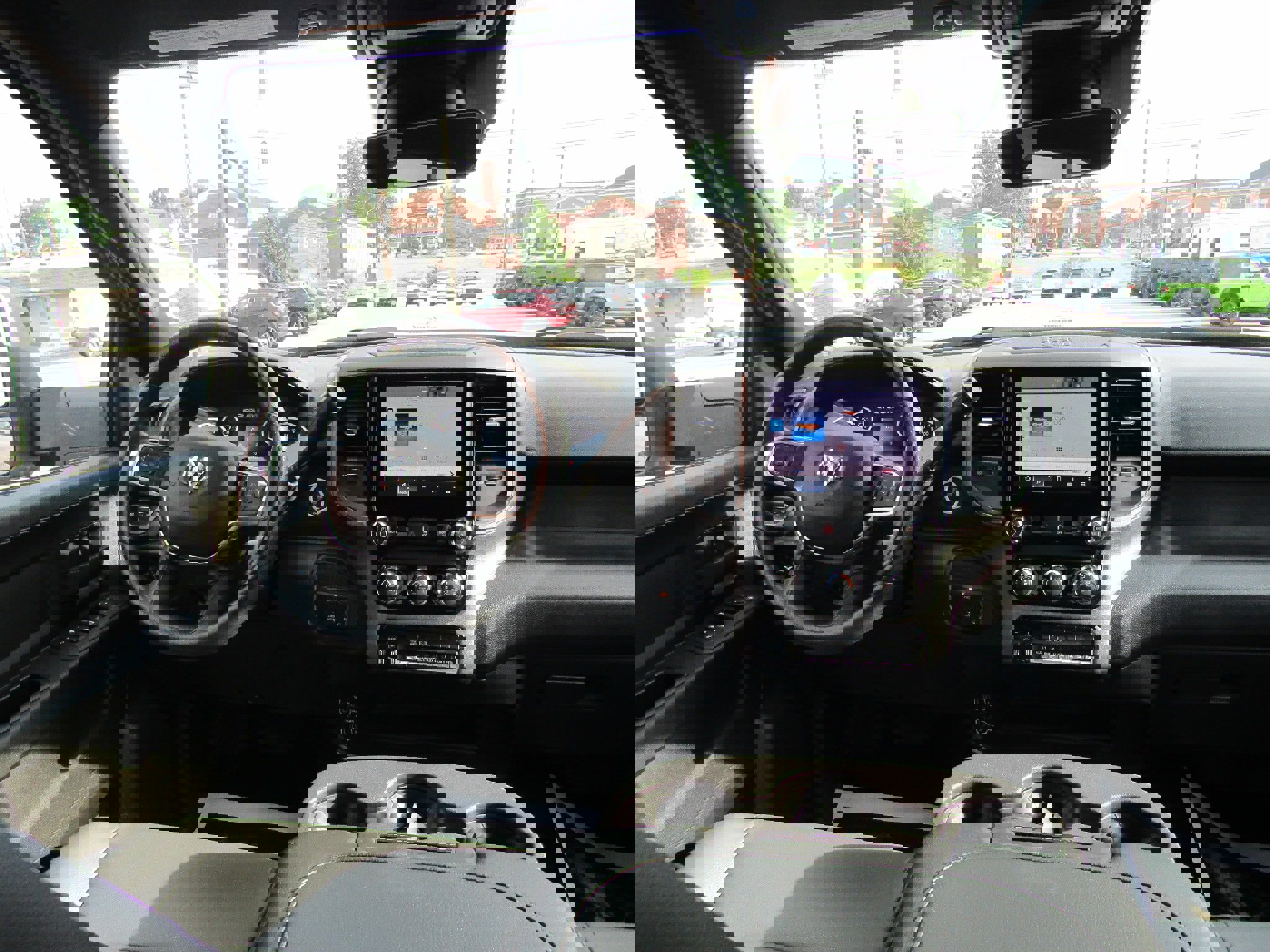 Used 2025 RAM 3500 Tradesman w/ Chrome Appearance Group image 16