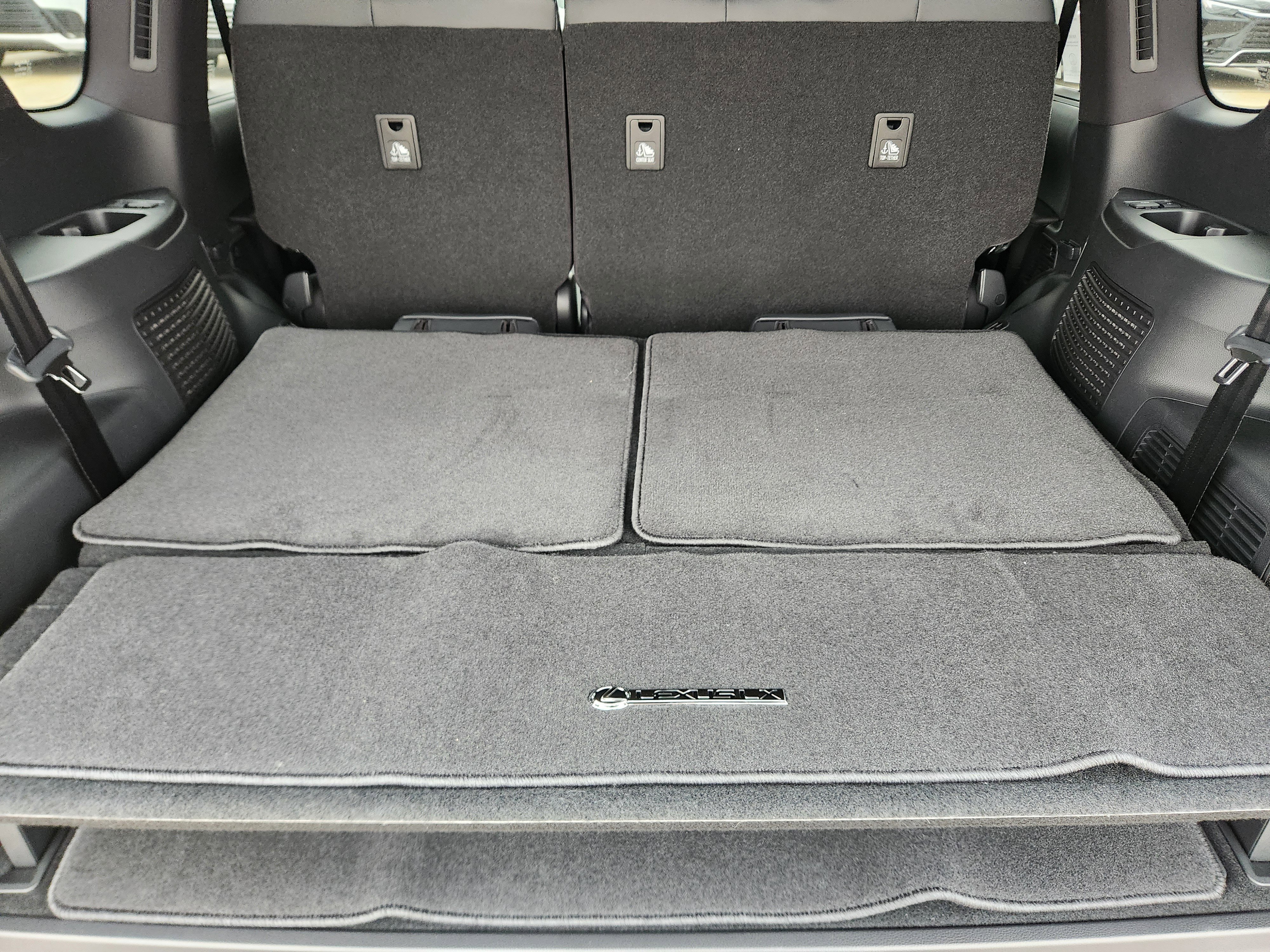 New 2026 Lexus LX 700h Luxury image 23