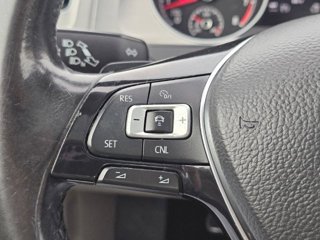 Used 2016 Volkswagen Golf SE FWD image 27