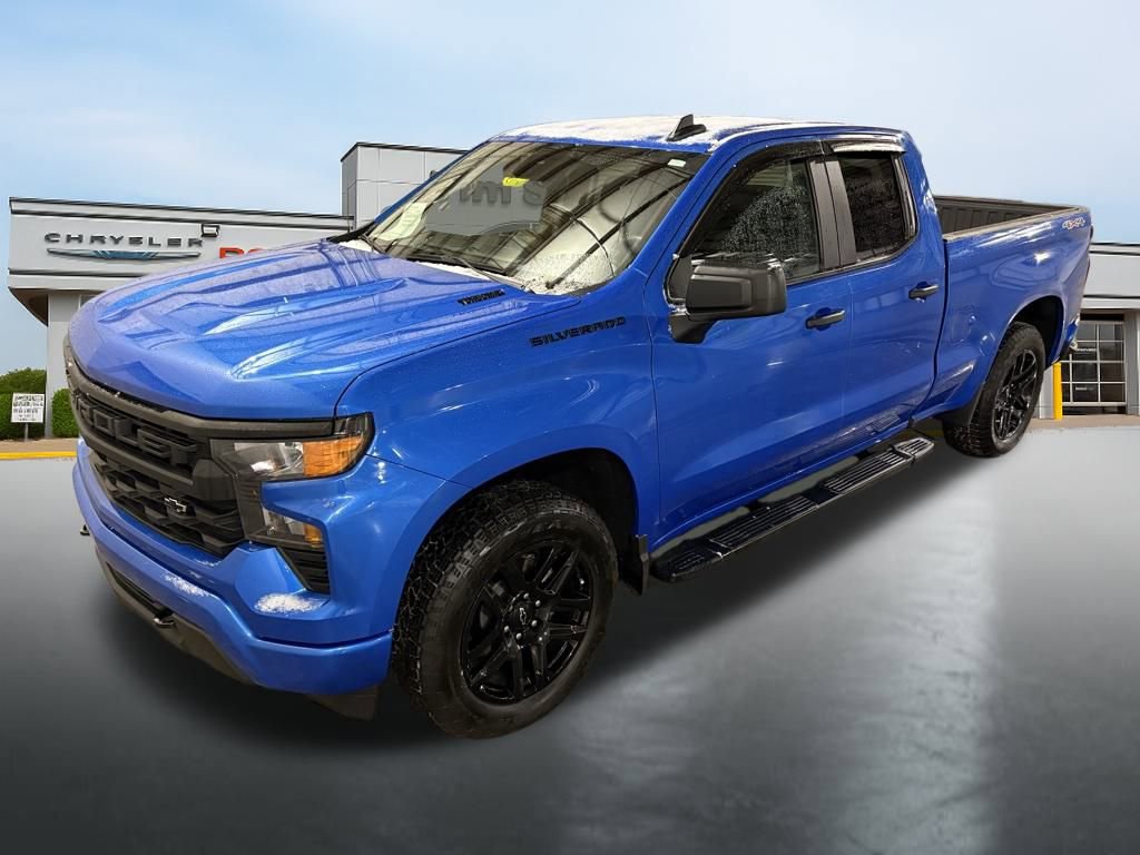 Used 2025 Chevrolet Silverado 1500 Custom w/ Turbomax Blackout Package image 10