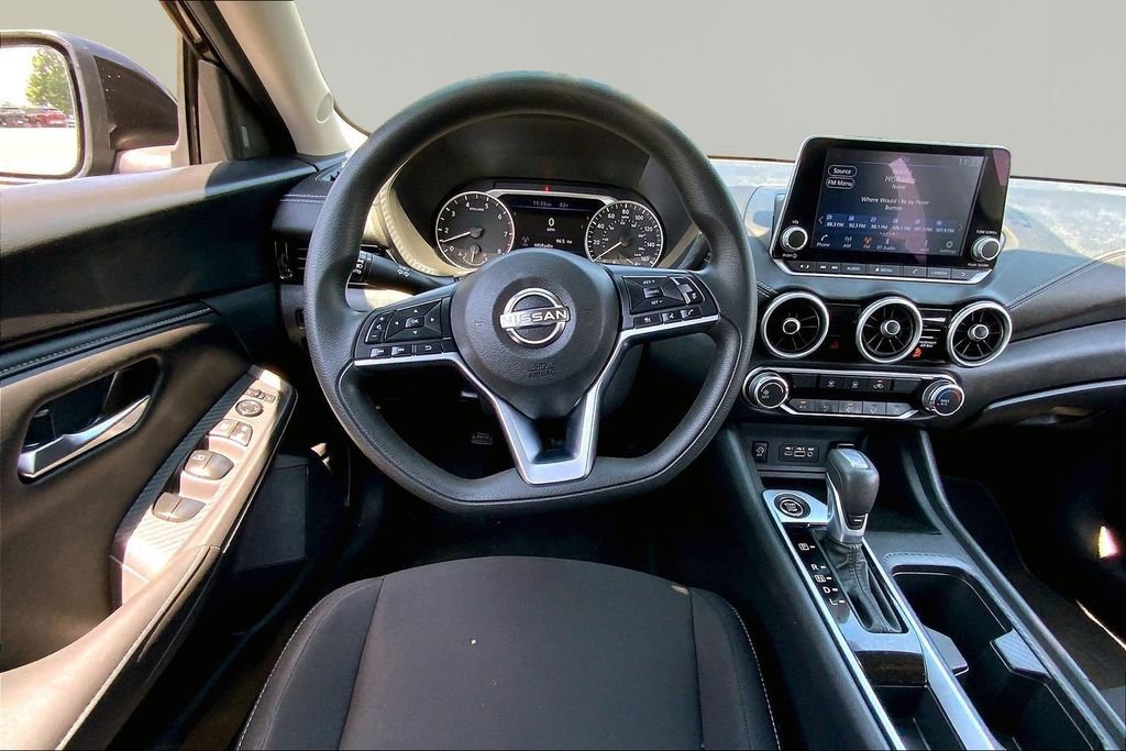 Used 2024 Nissan Sentra SV FWD image 8