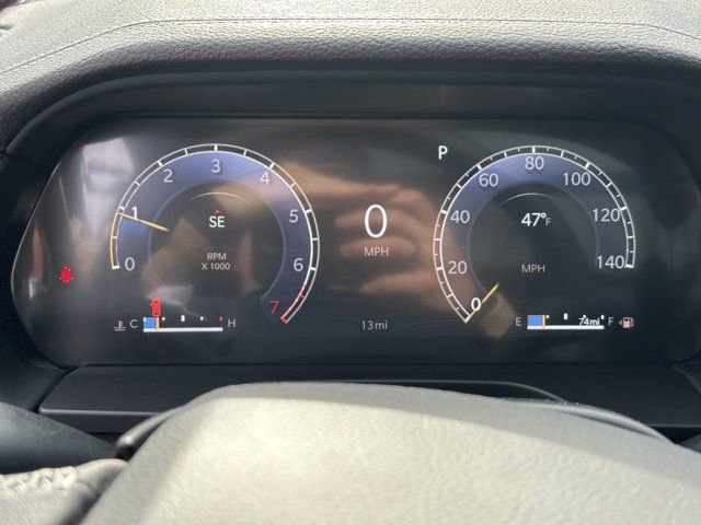 New 2025 Jeep Grand Cherokee Limited w/ Trailer Tow Package image 30