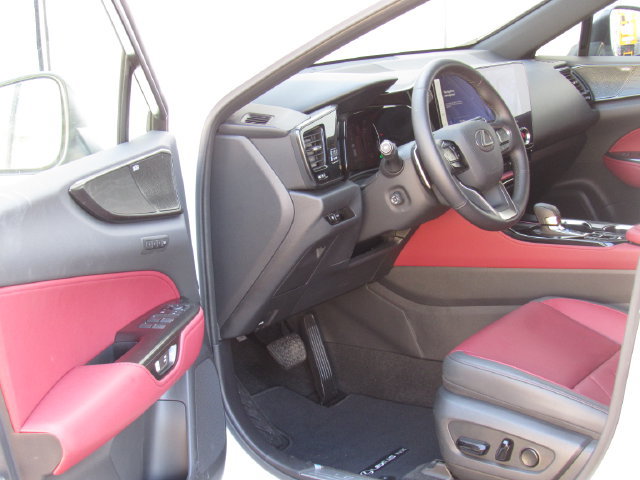 Used 2022 Lexus NX 350h AWD w/ Vision Package image 10