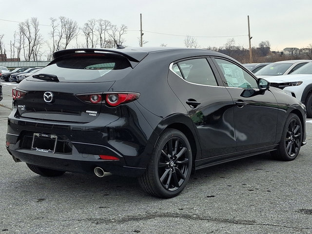 New 2026 MAZDA MAZDA3 Hatchback w/Premium Plus Pkg image 6