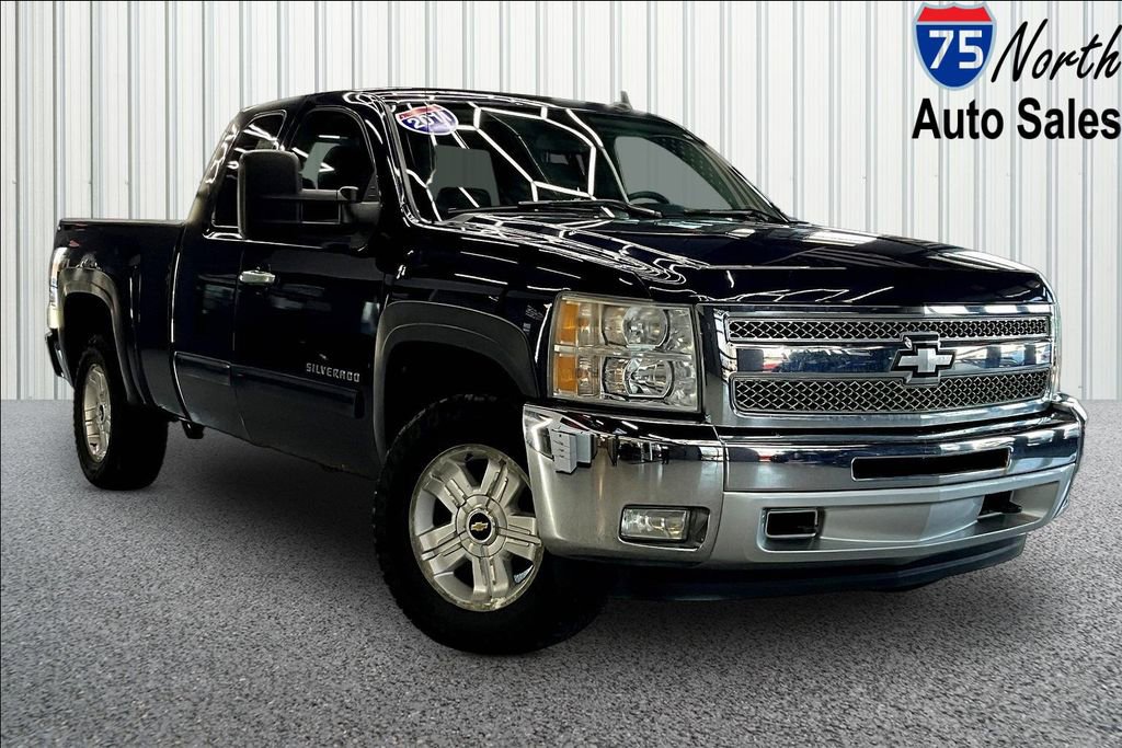 Used 2011 Chevrolet Silverado 1500 LT w/ All-Star Edition AWD/4WD image 1