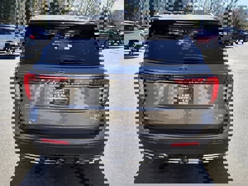 Used 2025 Ford Explorer Active w/ Active Comfort Package image 13