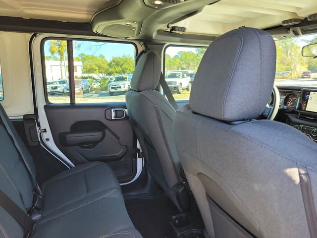 Used 2025 Jeep Wrangler Sport image 28