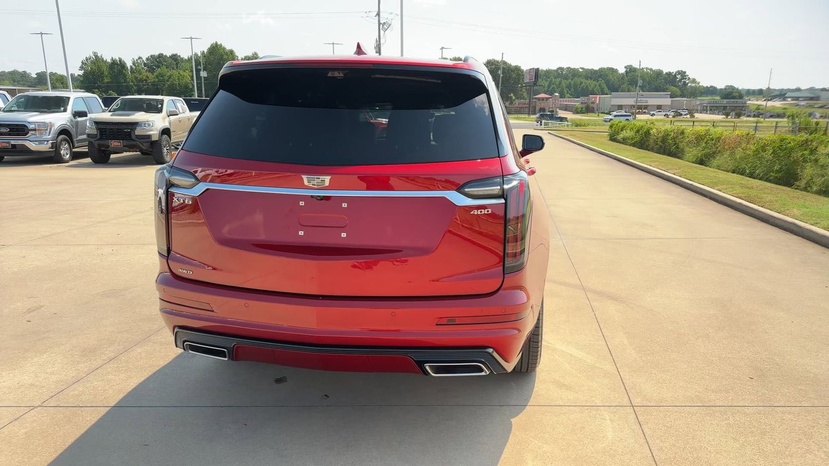 Used 2024 Cadillac XT6 Sport w/ LPO, Red Accent Package image 8