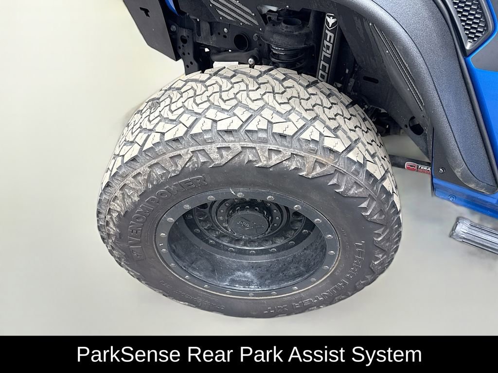 Used 2021 Jeep Gladiator Sport image 40