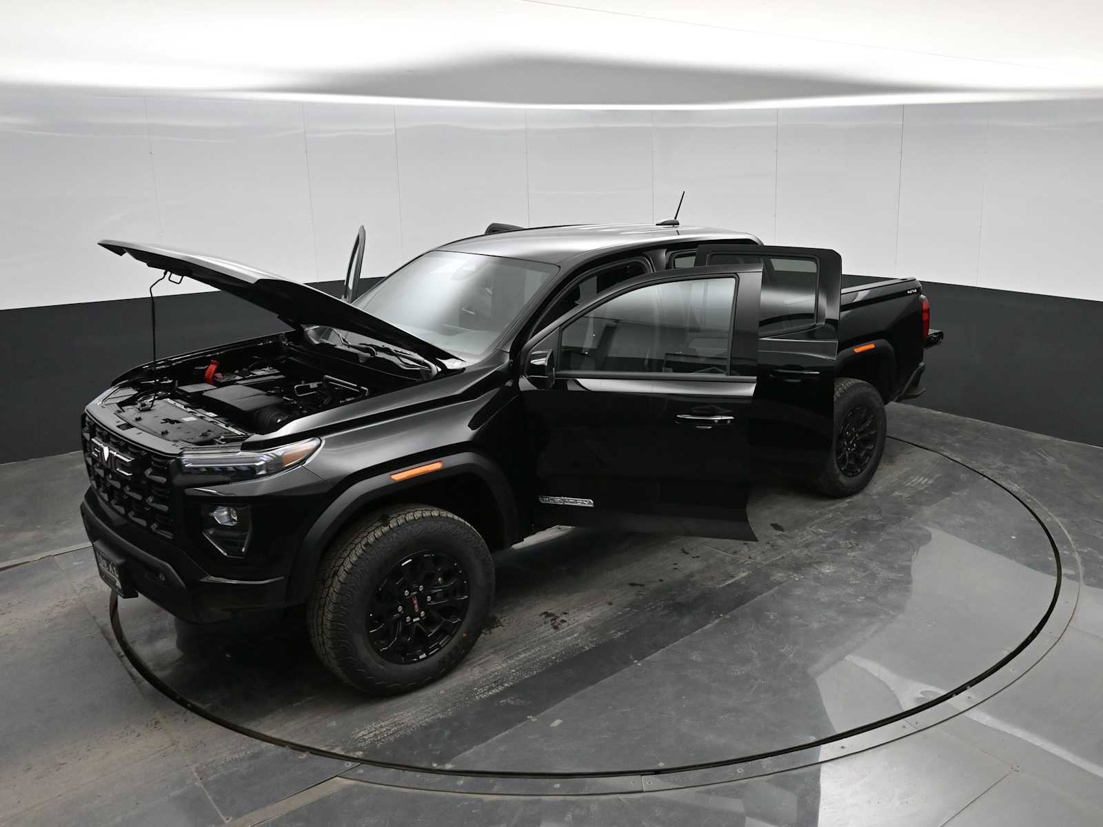 New 2026 GMC Canyon Elevation w/ Convenience Package image 40