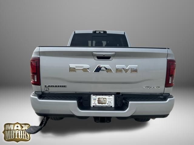 New 2026 RAM 2500 Laramie AWD/4WD image 9