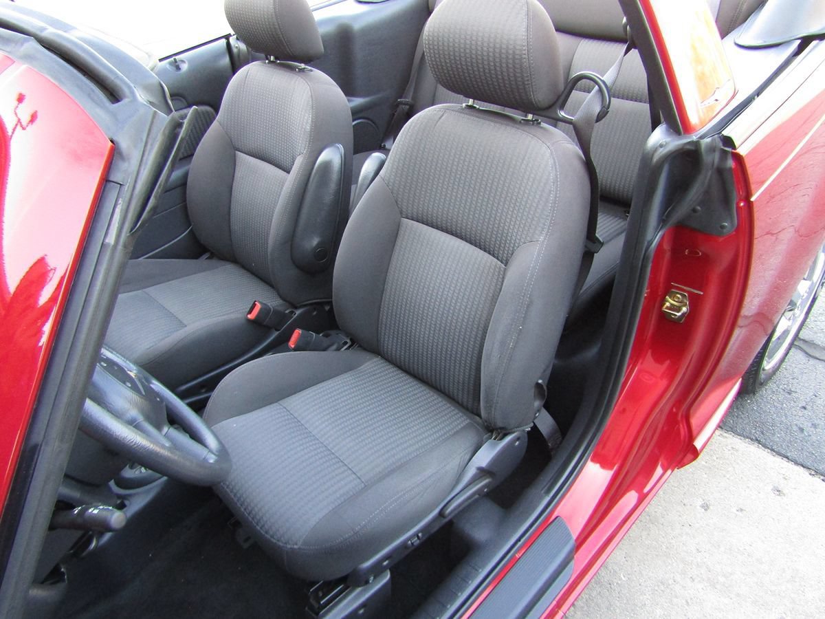 Used 2005 Chrysler PT Cruiser Touring FWD image 29
