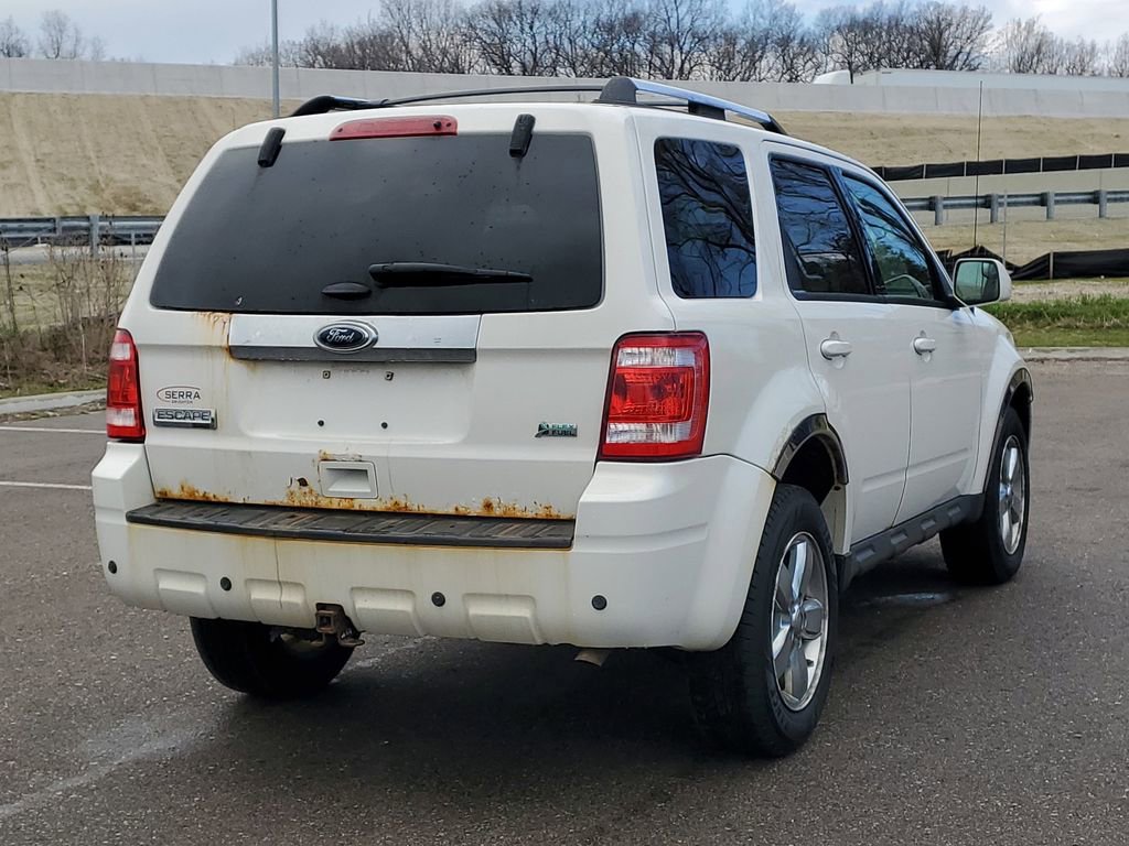 Used 2012 Ford Escape Limited w/ Class II Trailer Towing Pkg AWD/4WD image 3
