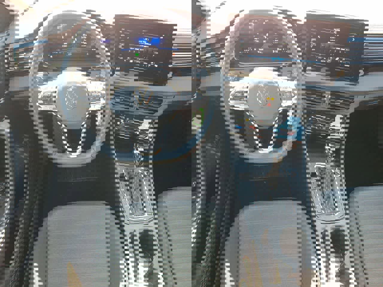 Used 2025 Volkswagen Jetta S image 27