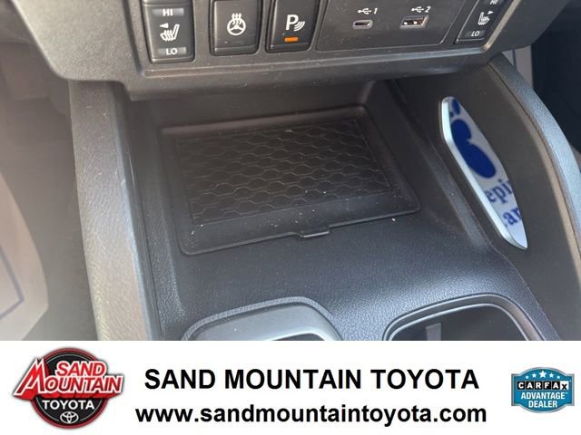 Used 2024 Nissan Frontier SV w/ SV Convenience Package image 20