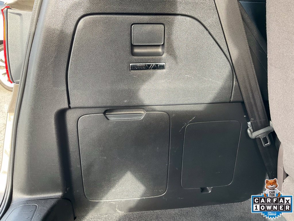Used 2018 Honda Odyssey Touring image 10
