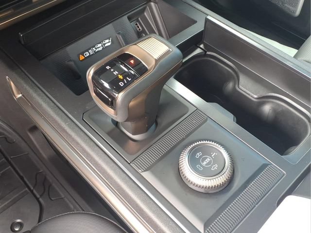 Used 2025 GMC Hummer EV 2X w/ LPO, Sport Package AWD/4WD image 9