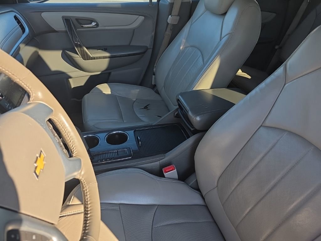 Used 2014 Chevrolet Traverse LTZ image 24
