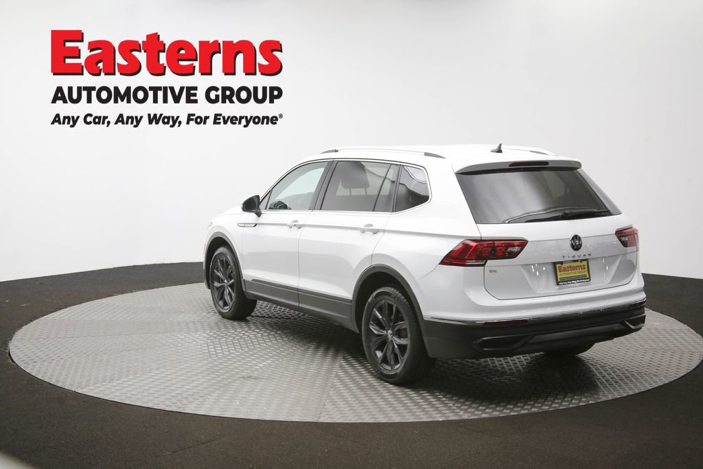 Used 2024 Volkswagen Tiguan SE image 64