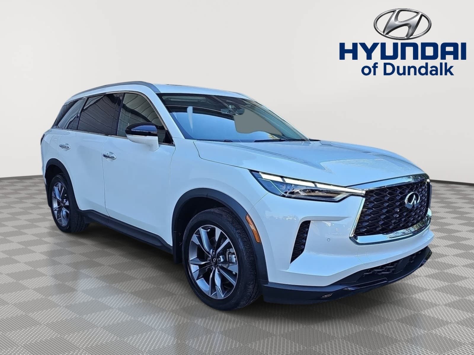 Used 2023 INFINITI QX60 Luxe w/ Cargo Package