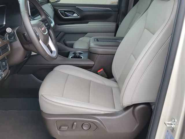 Used 2023 GMC Yukon SLT w/ Max Trailering Package image 6